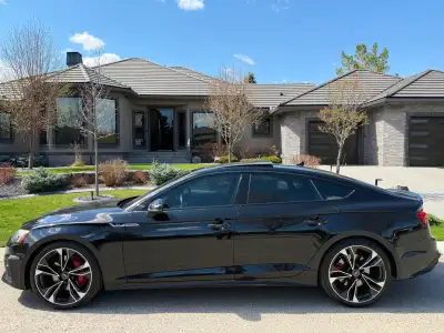 Stunning 2022 Audi S5 Sportback Technik in Mythos Black Metallic. This Smooth and fuel-efficient 8sp...