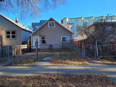 There are 3 small bedrooms on the upper floor with a full bath room . There is one bedroom on main f...