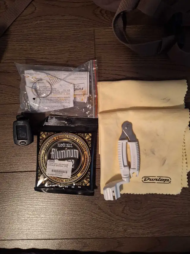 Various Guitar Equipment in Guitars in Brockville - Image 2