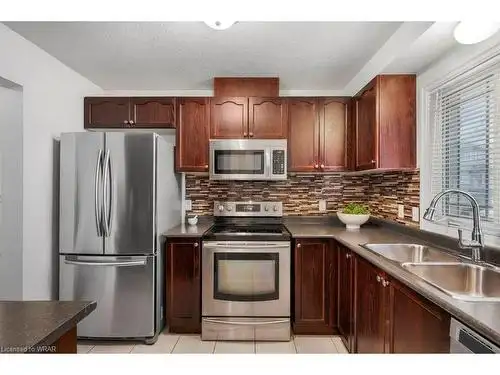 2 bedroom, 2 barhroom - walkout basement for rent in Long Term Rentals in Kitchener / Waterloo - Image 20