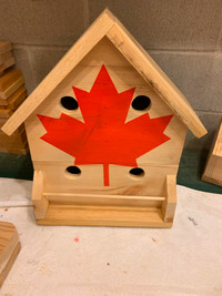 Bird House 4 Compartments