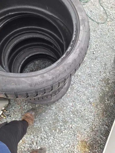 225/45/18 BF Goodrich winter tires. Great shape. 200.00