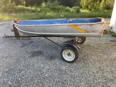 Needs nothing. All in good usable condition. Mercury 9.8, & metal fuel tank and hose Mercury 2.5, Bo...