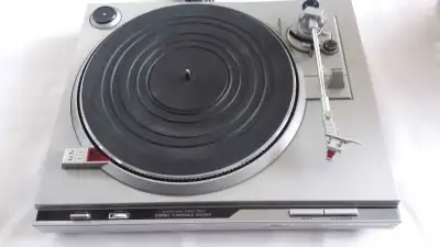 Vintage Turntable (for repair and restore), View more