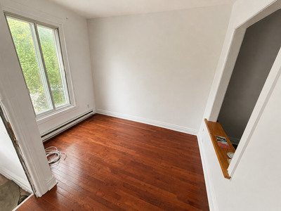 3½ rénové à louer près de l’avenue du Mont-Royal – 1 350 $/mois 4405, avenue De Lorimier, Montréal (...