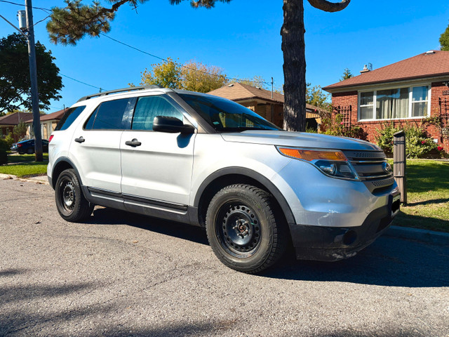 2013 Ford Explorer in Cars & Trucks in City of Toronto - Image 2