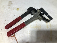 Valve Spring Compressor Tool