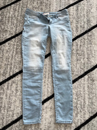 Closet Clean Out (Post 1/2) -Women’s Jeans $7 each