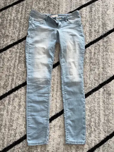 Closet Clean Out (Post 1/2) -Women’s Jeans $7 each, View more