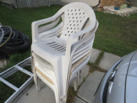 plastic lawn chairs / recliner