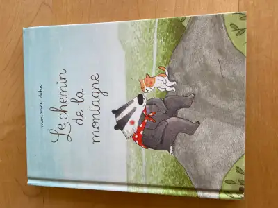Livre de Marianne Dubuc (Le chemin de la montagne) (b259), View more
