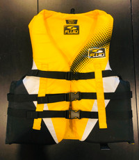 FLUID Adult Life Jacket Small