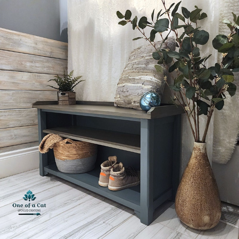 Entryway Bench with Storage / Banc d'entrée avec rangement Chairs