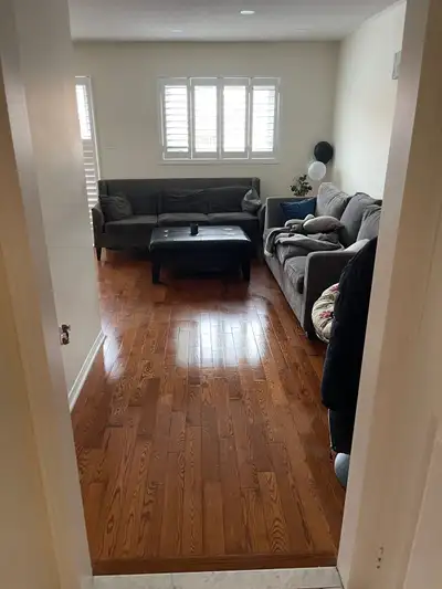 Room available to rent