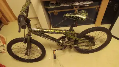 Kids Supercycle Camo versuon, View more