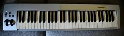 Clavier Midi M-audio Keystation 61es, View more
