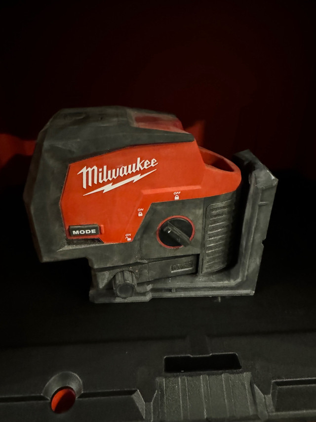 Milwaukee laser  in Power Tools in Hamilton - Image 2