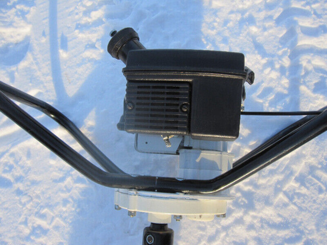Jiffy Ice Auger in Fishing, Camping & Outdoors in North Bay - Image 3