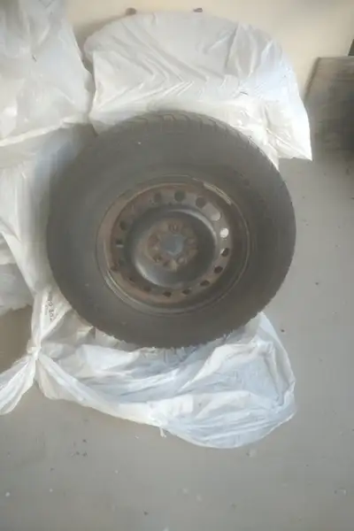 Set of four (4) SAILUN Ice Blazer Winter Tires & Rims - 235/ 70 R16 106S - Set of 4 tires (rated sno...