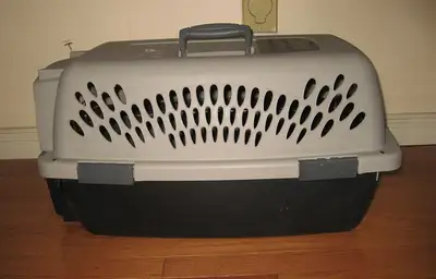 21" Petmate Vari Kennel, 10/15 Pounds Dog Cat, Water Dispensers, View more