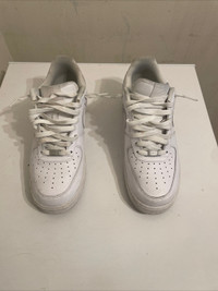 Nike Air Force 1 White Size 10.5