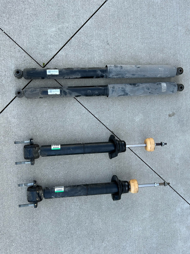 Ford F-150 Struts in Cars & Trucks in Grand Bend