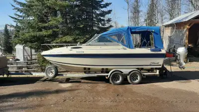 1987 seaswirl, 4.3L omc cobra motor, with full (removable) soft cover. This boat is smooth and comfy...