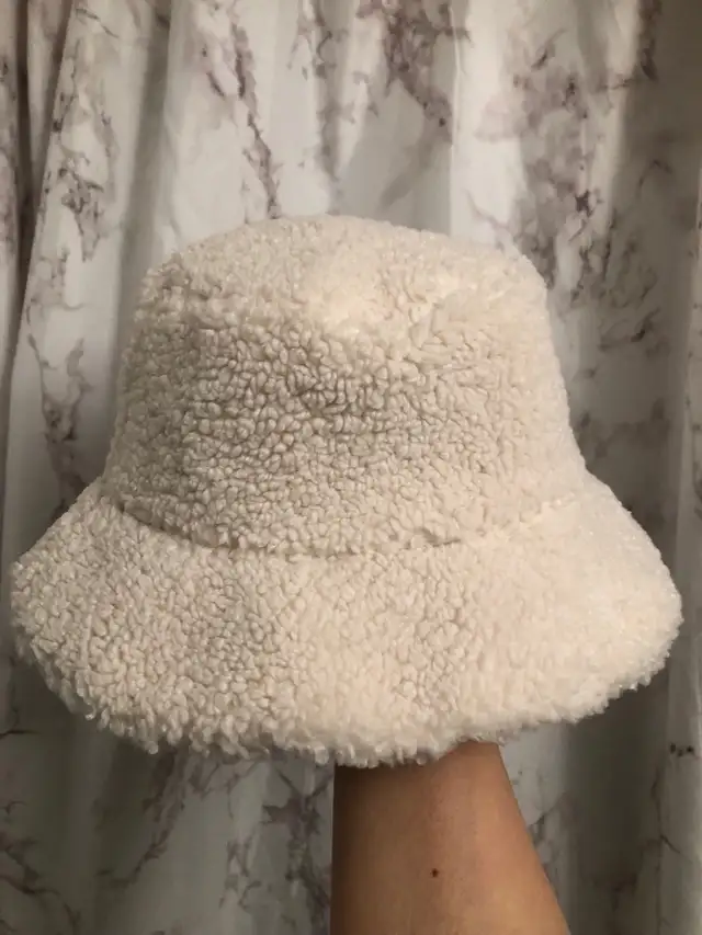 BR Reversible Baby Hat