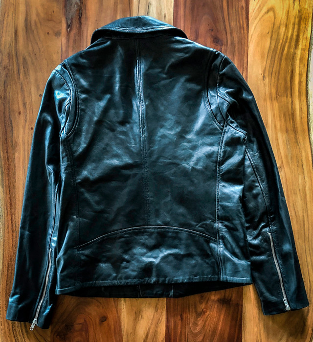 LAMARQUE Black Leather Biker Jacket in Women's - Tops & Outerwear in City of Toronto - Image 2