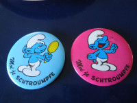 "Moi  je Schtroumpfe"  2  Macarons  1980  Schtroumpfs +Catalogue