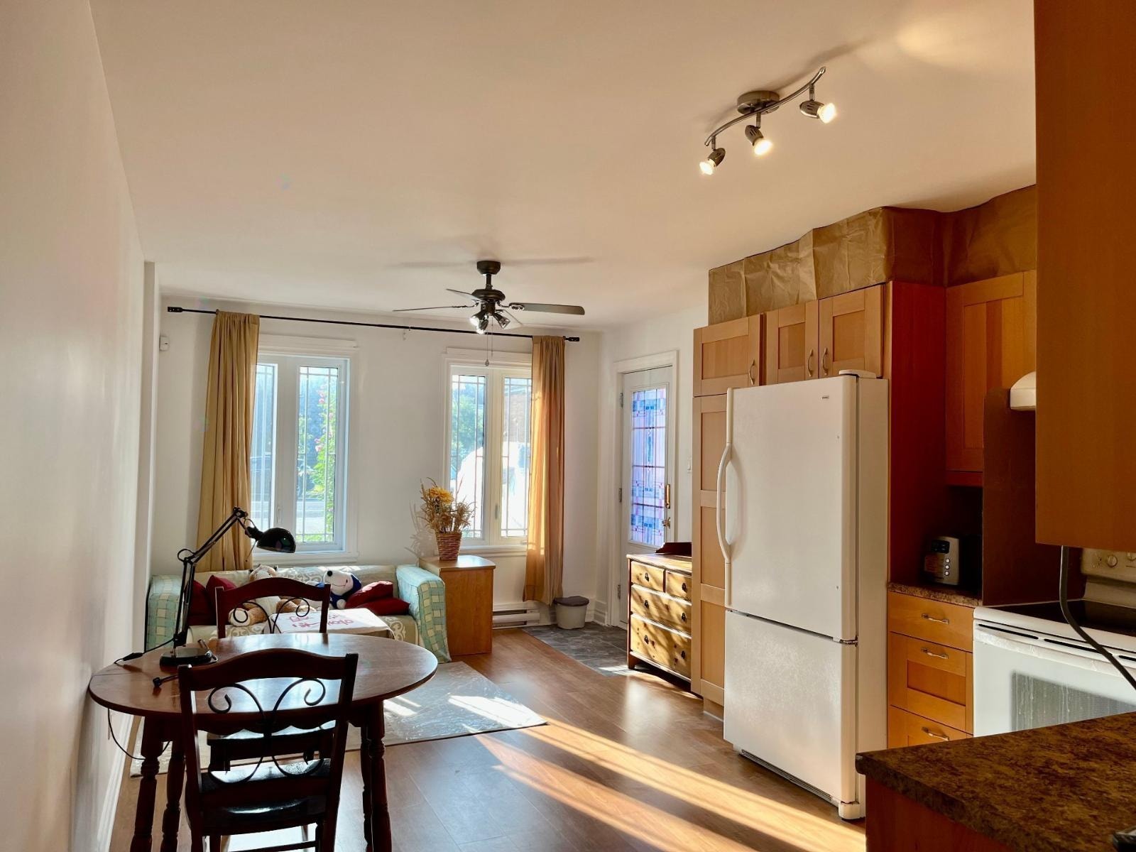 3 ½ À LOUER À SAINT-HUBERT | DISPONIBLE IMMÉDIATEMENT — photo 2