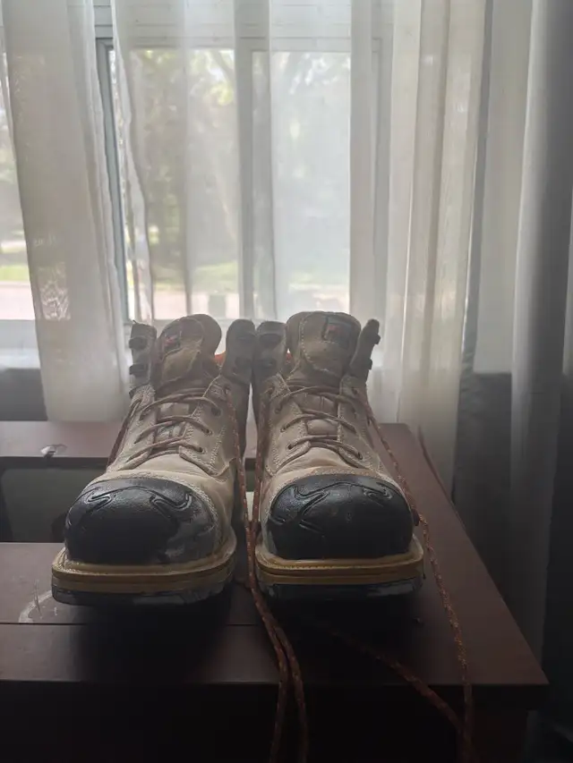 Timberland pro anti-fatigue work boots in Men's Shoes in City of Toronto - Image 3