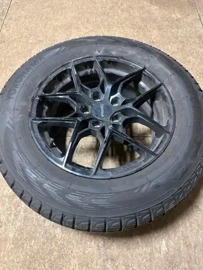 Will fit 2016 to current model year CRV. P235/65R17, 5x114.3, 64.1 CB. Only used for half a season....