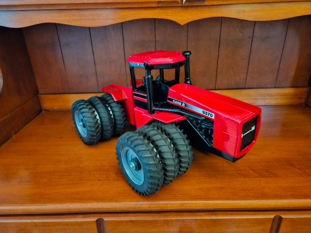 Ertl scale models 1/16 case ih steiger 9370 farm toy tractor in Toys & Games in Regina - Image 2