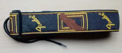 Classic Fender Weave Guitar Strap, View more
