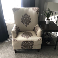 Wing Design Fabric Accents Chair