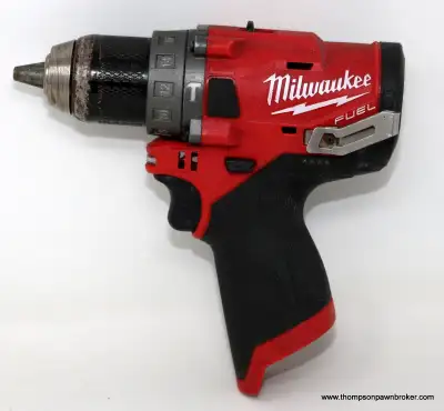 905 525 9448 Please check us out at: thompsonpawnbroker.com Items can be seen and tested Mon. - Sat....