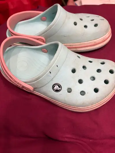Kids Crocs - Size 3, View more