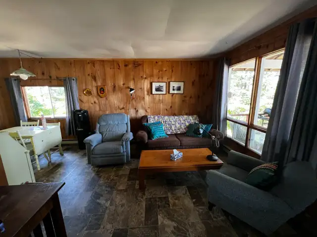 Relaxing Waterfront Retreat in New Brunswick in Canada - Image 9