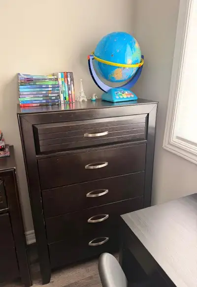 Wood dresser – 5 drawers, View more
