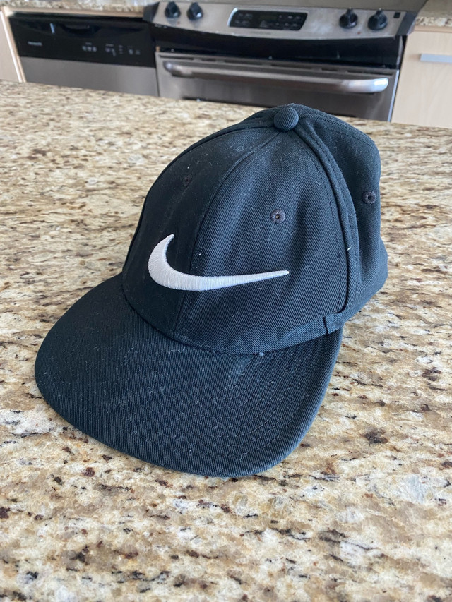 Nike cap unisex in Clothing, Shoes & Accessories in City of Toronto