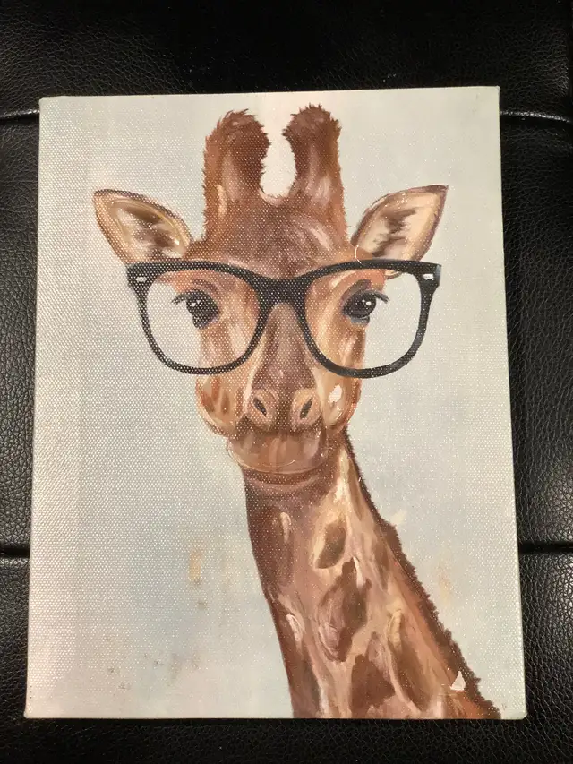 Brand New, Giraffe Wearing Glasses, Canvas Picture in Home Décor & Accents in Winnipeg - Image 2