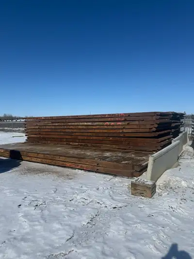 8×30 Hardwood Rig Mats – Grade B, good condition. Approx. 200 available, ideal for: Farm access road...