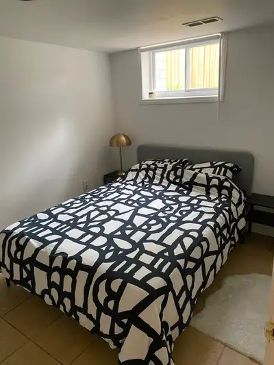 Charming Basement Apartment for Short term Rental Discover your new home in this cozy and inviting b...