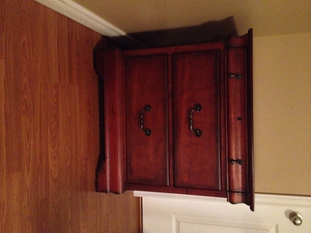 5 piece kingsize bedroom set Beds & Mattresses St. John's Kijiji