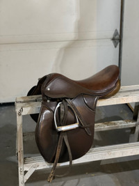 English youth saddle used 