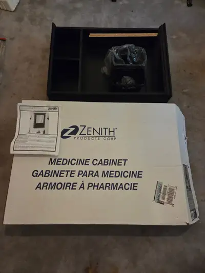 NEW BOX Zenith Wood Medicine Cabinet 21x29", Adjustable Shelves, View more