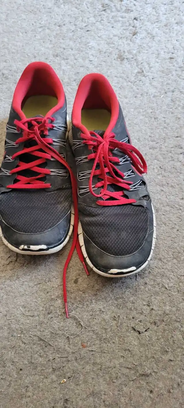 mens shoes size 11 in Men's Shoes in Lethbridge - Image 4