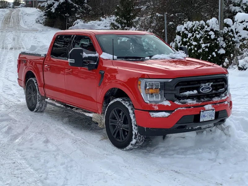 2021 Ford F-150 XLT SuperCrew RACE RED - 3.5L