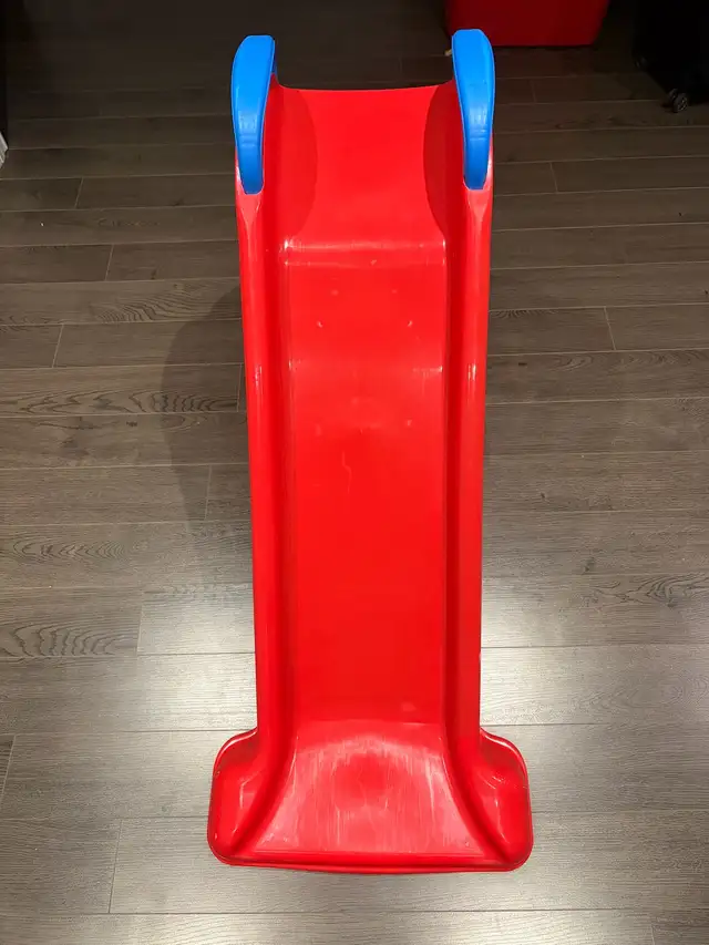 Little Tikes Slide - for toddlers and young children in Toys in City of Toronto - Image 4